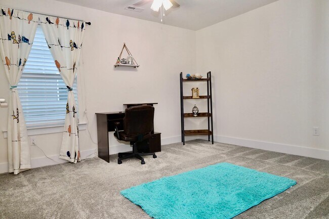 Building Photo - 5906 Sterlingworth Dr