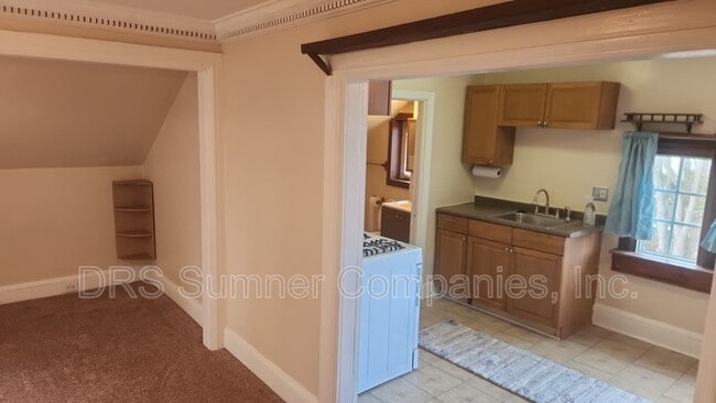 Building Photo - 5440 Frederick Ave