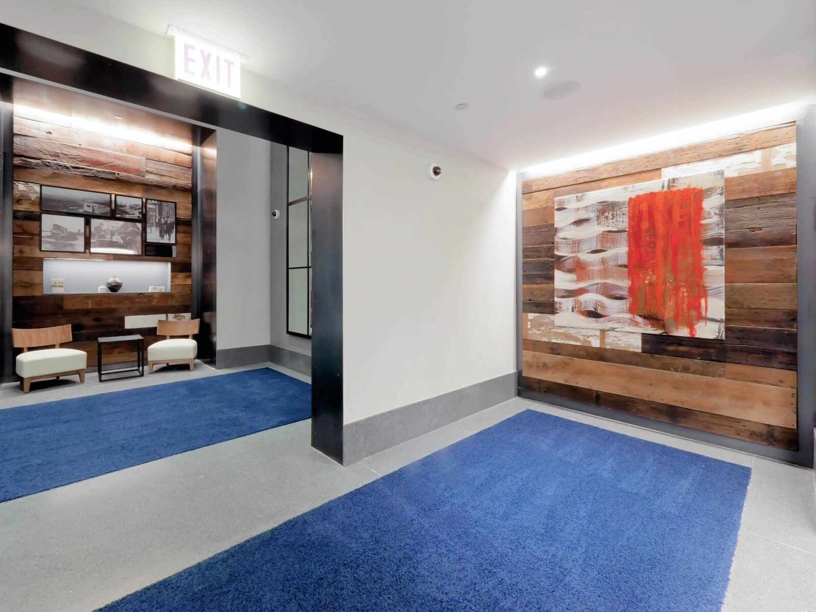 Building Photo - 430 E Ohio St