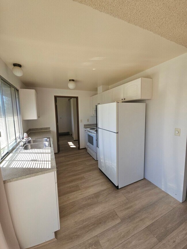 Building Photo - 2bed/1bath Edgewood Duplex*****COMING SOON***