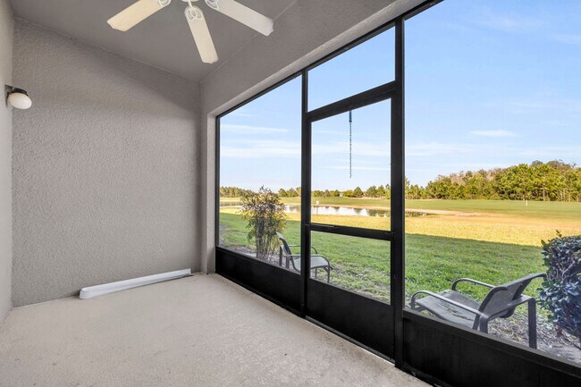 Building Photo - Golf Community Condo