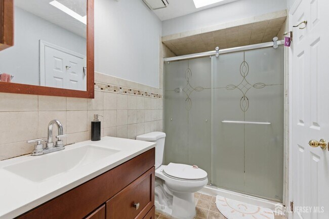 Building Photo - 2804 Cricket Cir