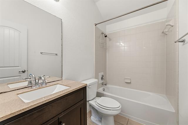 Building Photo - 1011 Meadow Green Ct