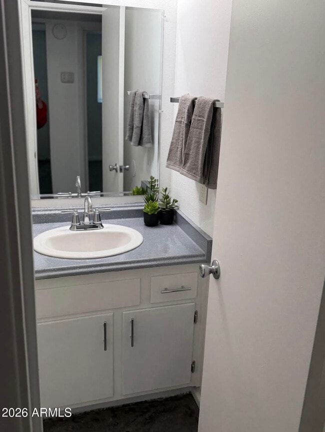 Building Photo - 4337 W Keim Dr