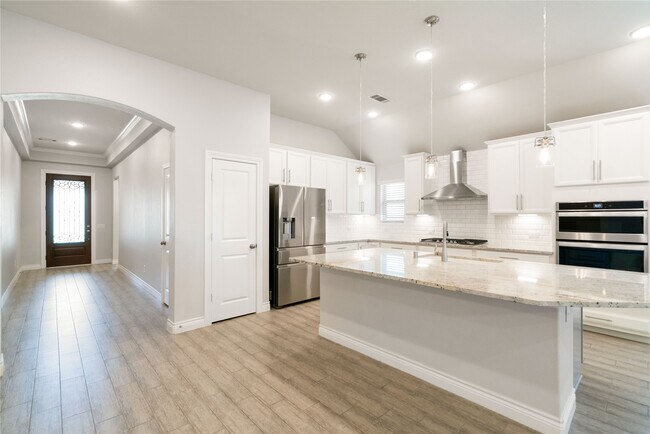 Building Photo - 67 Pioneer Canyon Pl