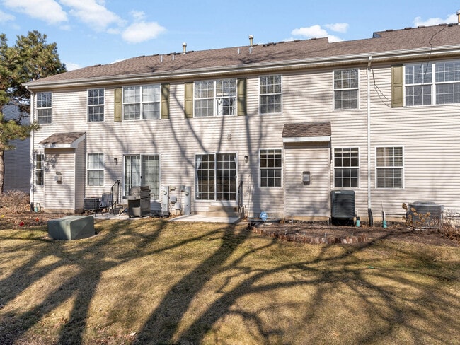 Building Photo - 2494 Stoughton Cir