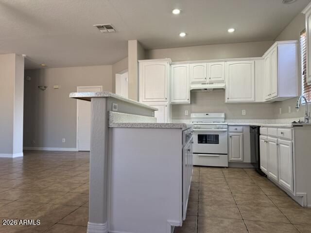 Building Photo - 4723 N 96th Ln