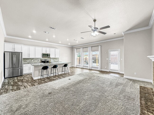 Building Photo - 9603 Mojave Ave