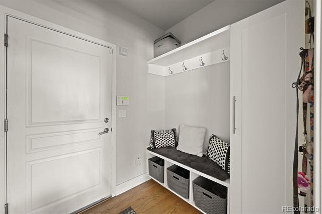 Building Photo - 4181 S Ivy Ln