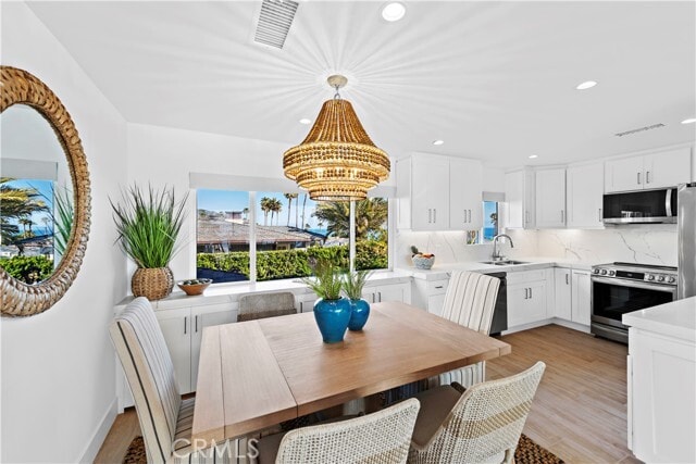 Building Photo - 51 Blue Lagoon