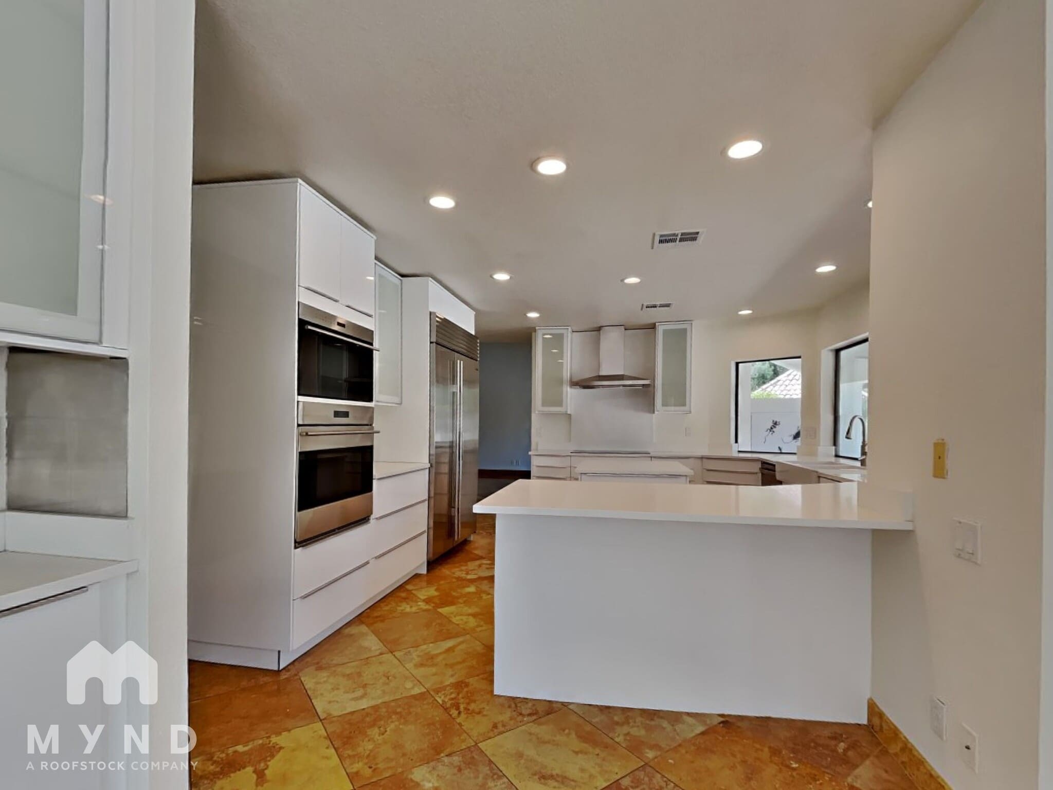 Building Photo - 8260 E Sutton Dr