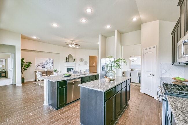 Building Photo - 12617 White Cove Dr