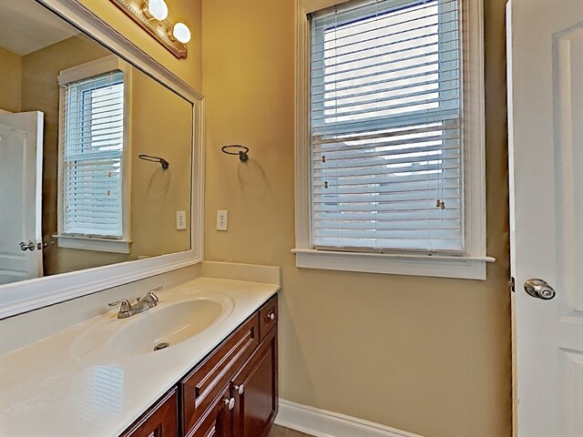 Building Photo - 3000 Ivy Brook Ln