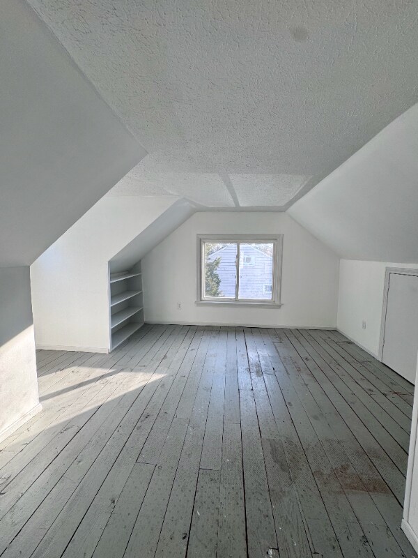 Building Photo - 196 S Point Dr