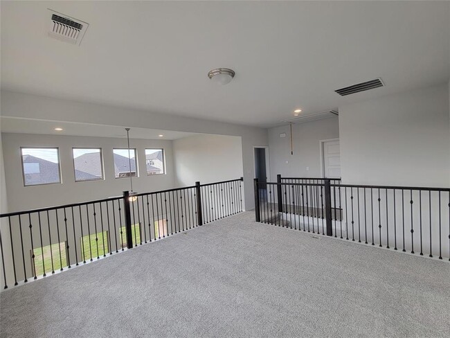 Building Photo - 113 Blf Crk Ln