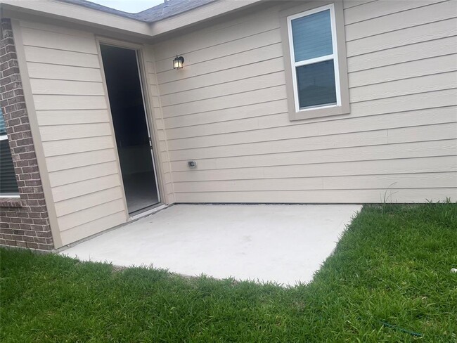 Building Photo - 15723 Winter Heights Dr