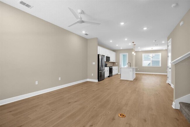 Building Photo - 17013 Haggerty Hollow Dr