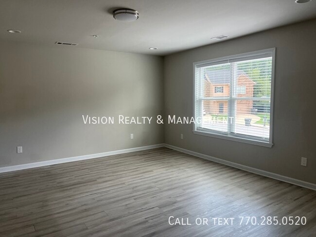 Building Photo - 8336 Triple Crown Dr