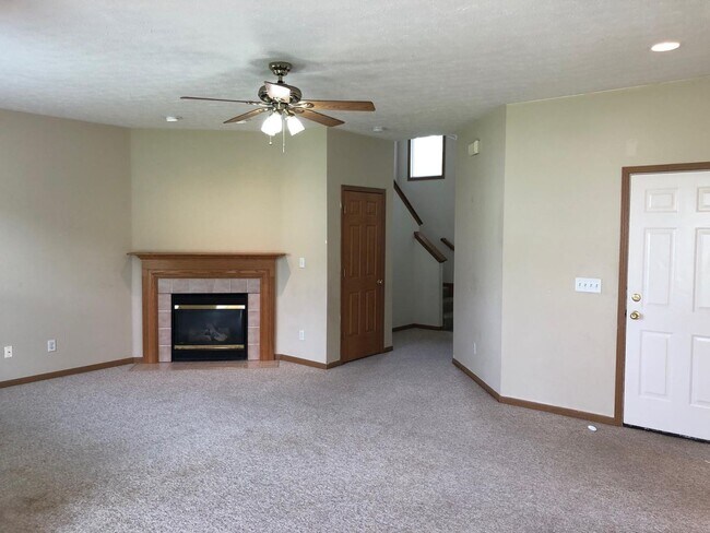 Building Photo - 2747 Wyndham Ct