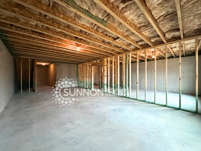 Building Photo - Brand-New 5-Bed Home with Basement & Flex ...