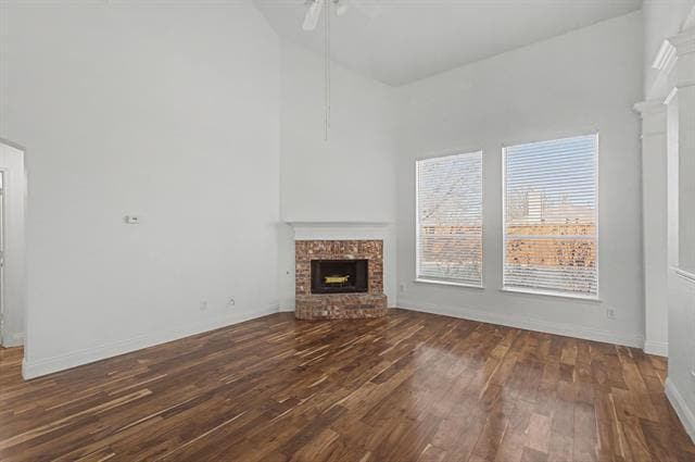 Building Photo - 6920 Willow Crest Dr