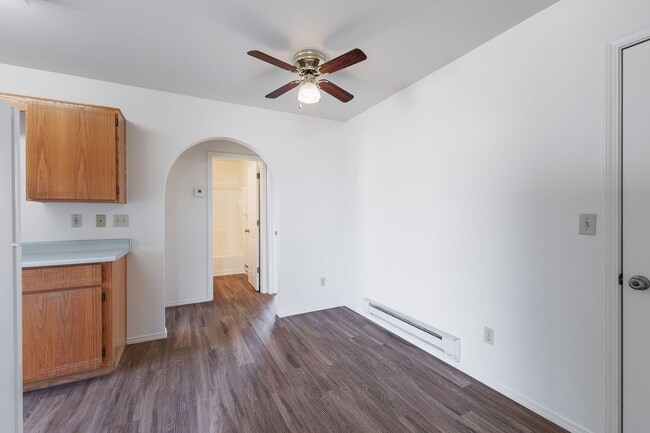 Building Photo - 3123 N Truwood Dr