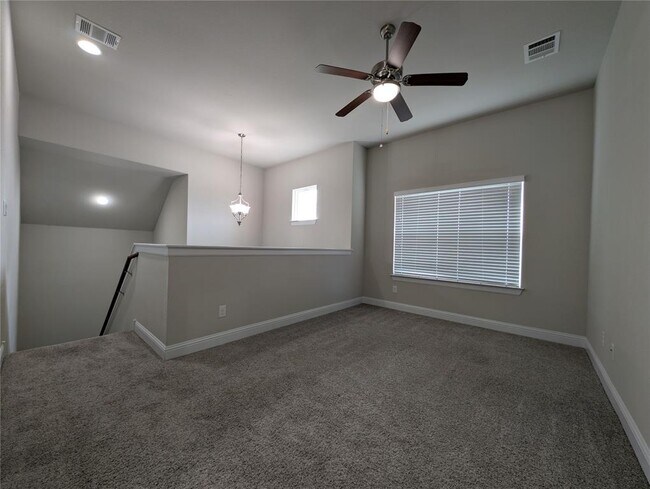 Building Photo - 3112 Bouchette Cove