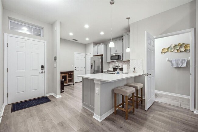 Building Photo - 30138 Southwell Ln