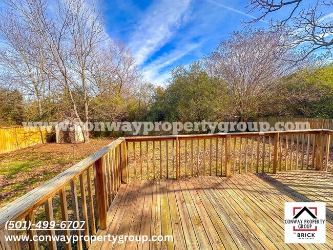 Building Photo - 1440 Pyramid Dr
