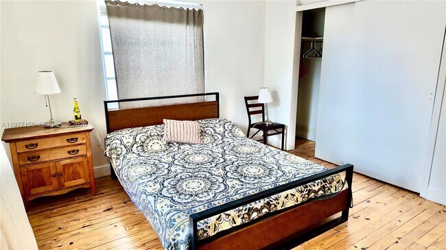 Building Photo - 945 Meridian Ave