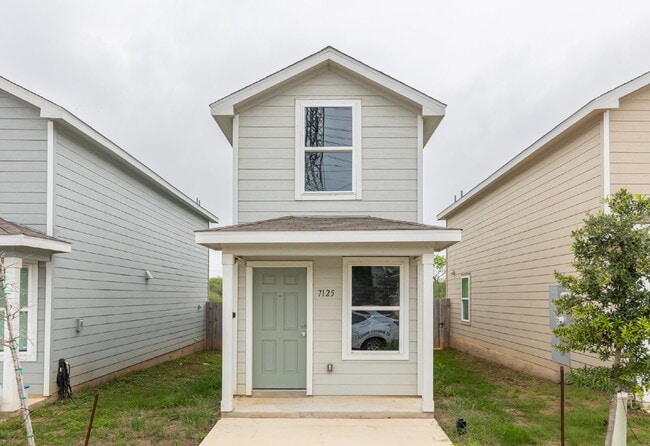 Building Photo - 7125 Elm Cv