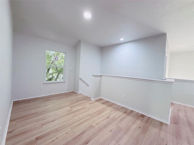 Building Photo - 16403 Spotted Eagle Dr