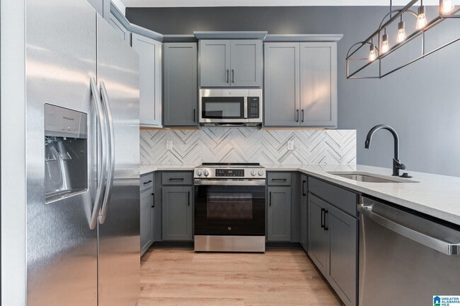 Building Photo - 1712 MEERSTONE Ln