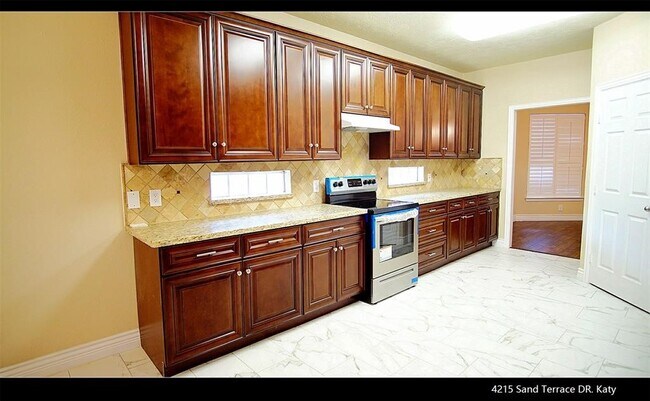 Building Photo - 4215 Sand Terrace Dr