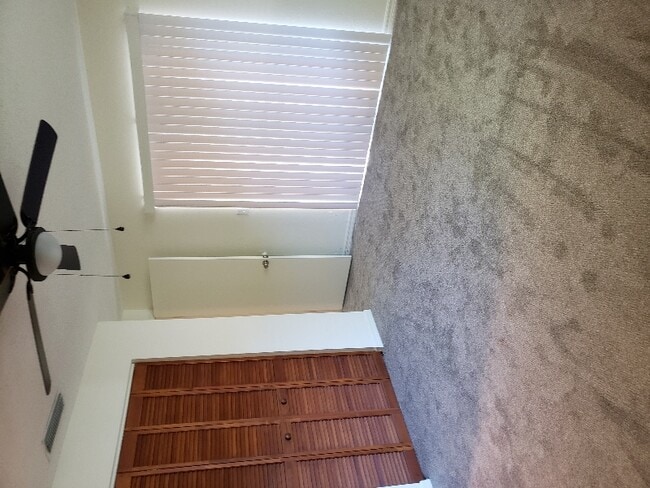Building Photo - 2109 Oak Meadow Cir