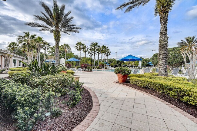 Building Photo - Beautifully Maintained 3-Bedroom, 2-Bathro...