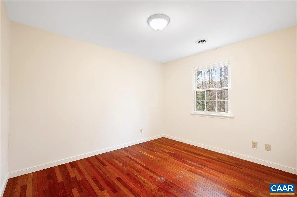 Building Photo - 803 Orangedale Ave