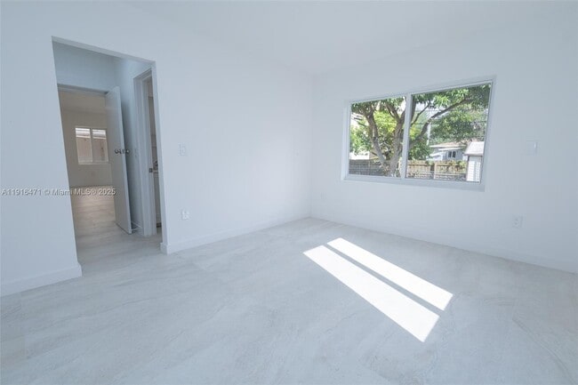 Building Photo - 2675 SW 24th Ter