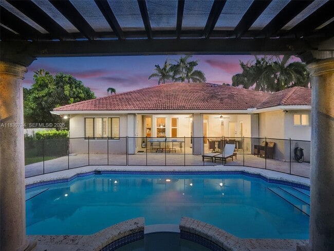 Building Photo - 12401 SW 77th St