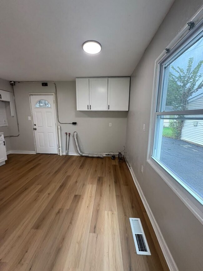 Building Photo - 19114 Meadowlark Ln