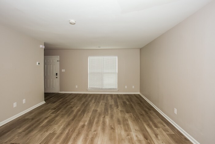 Building Photo - 4173 Ivydale Ave SW