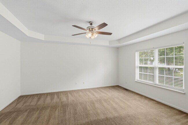 Building Photo - 5004 Betty Jean Way