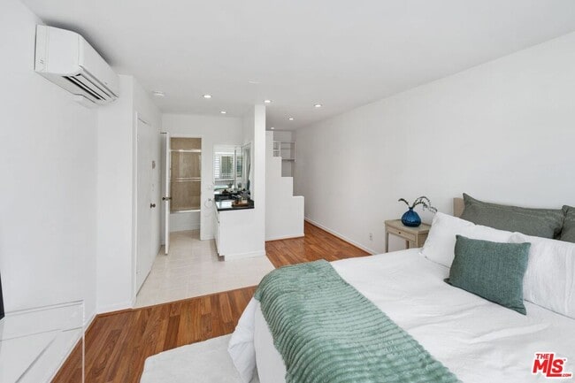 Building Photo - 1440 23rd St