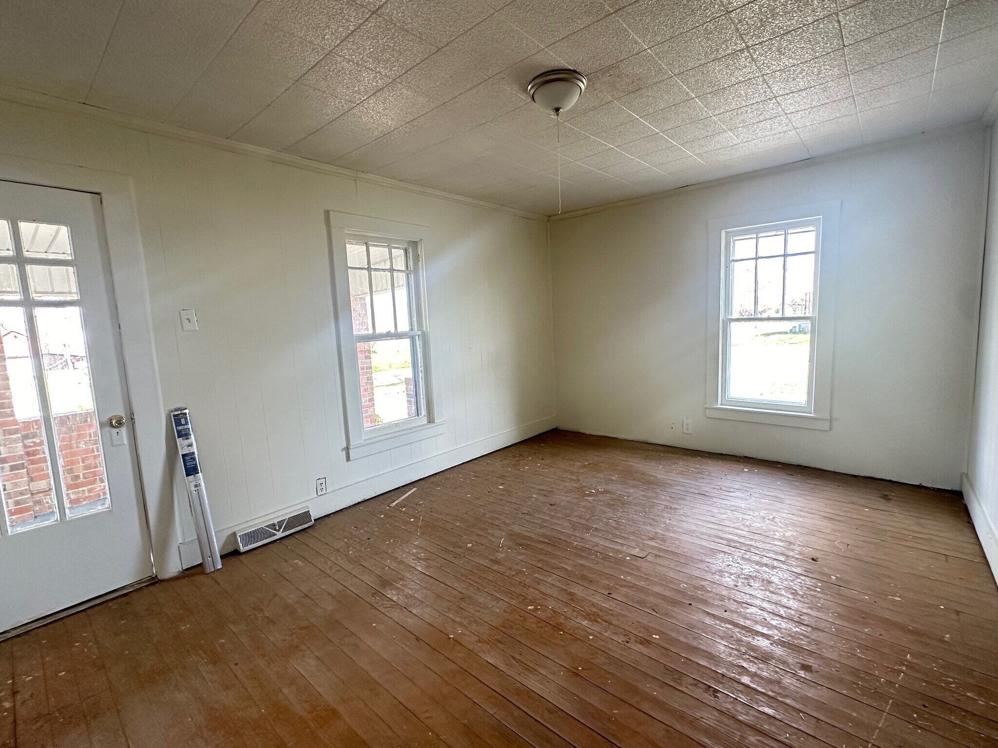 Building Photo - 3067 Greensburg Rd