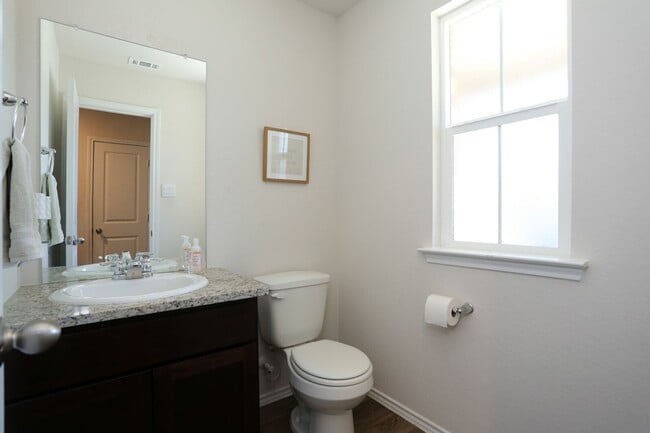 Building Photo - 1153 Barn Swallow Wy