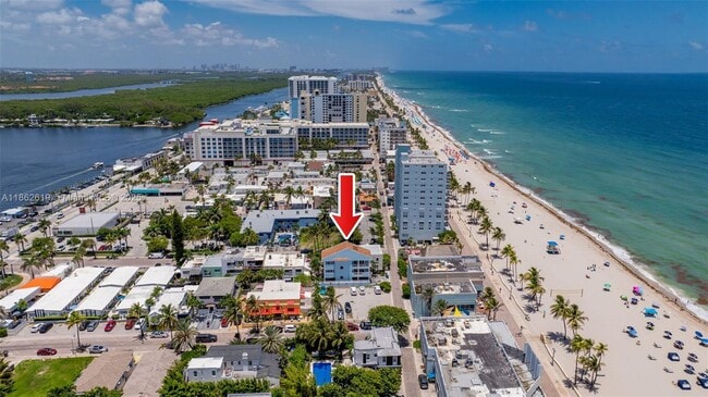 Building Photo - 311 N Surf Rd