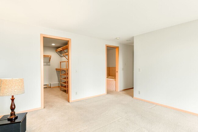 Building Photo - Fantastic South Hill Home for Rent!!!!