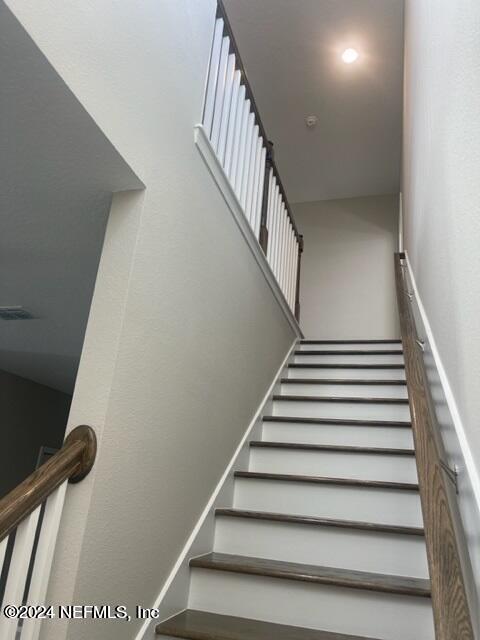 Building Photo - 135 Silver Myrtle Ct