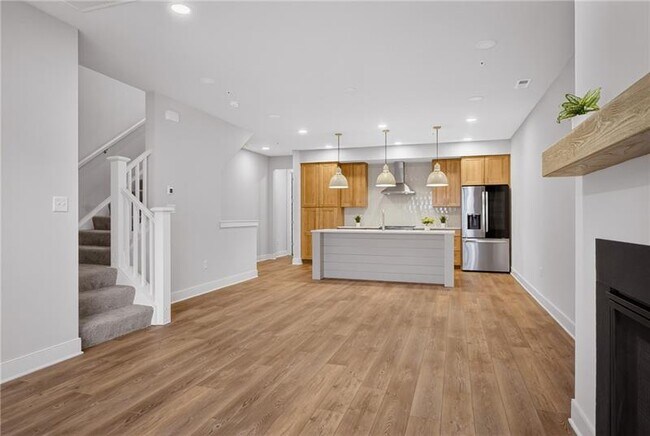 Building Photo - 4022 Cottage Wy