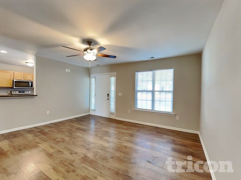 Building Photo - 224 Barnevelder Dr